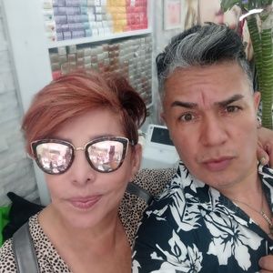 Meet your Posher, Beatriz